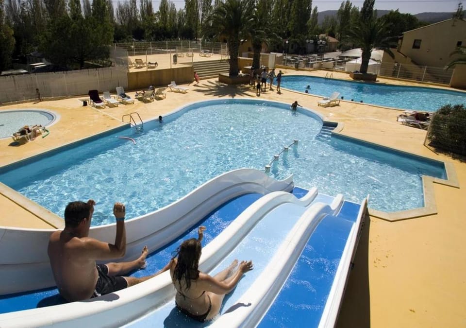 Aqua park, Swimming pool