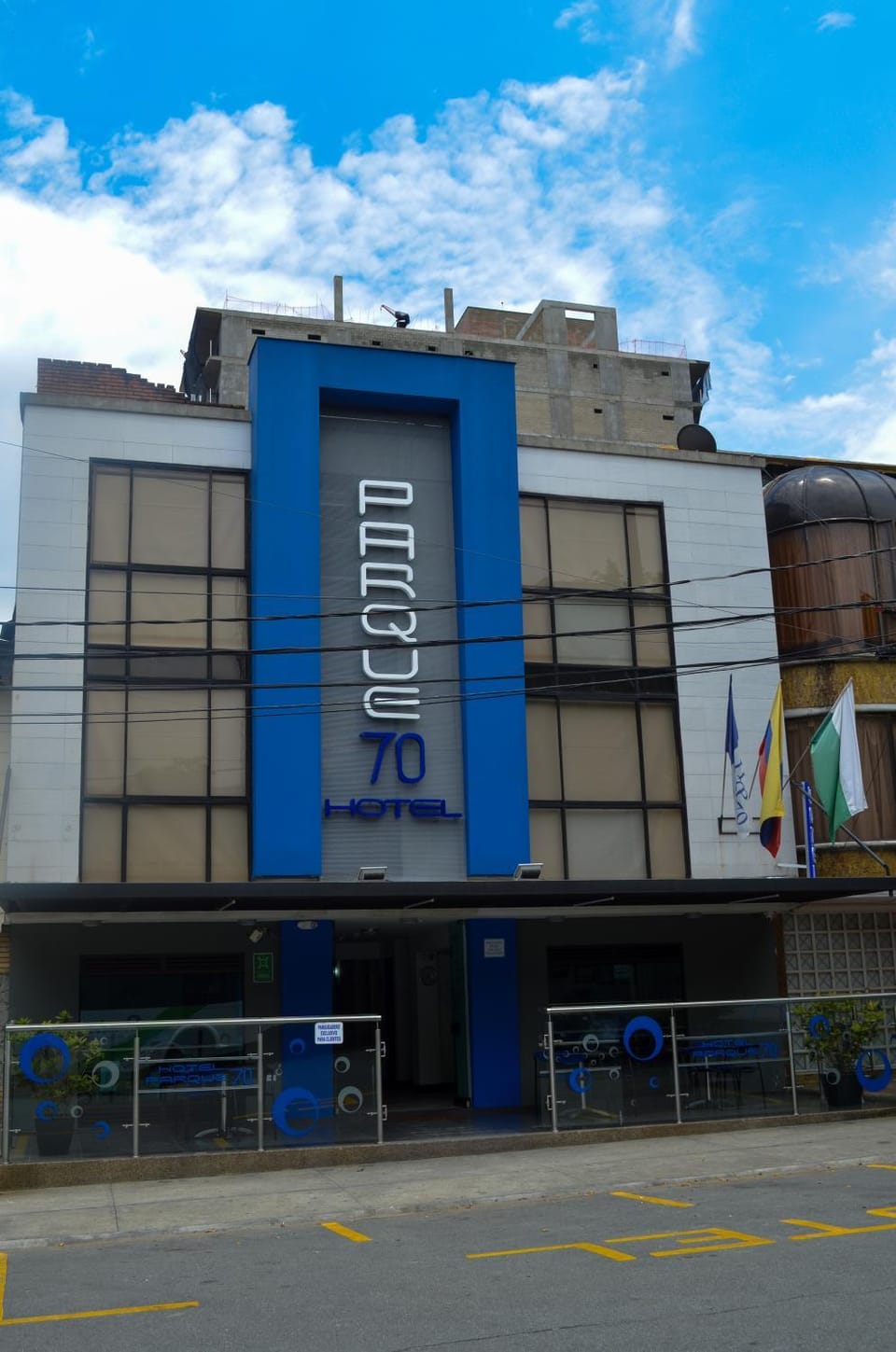 Property building, Facade/entrance