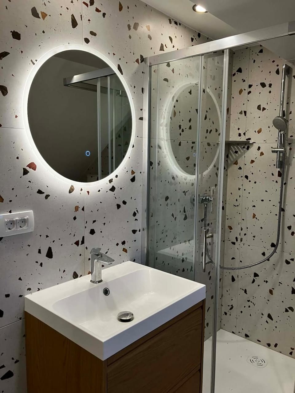 Shower, Bathroom