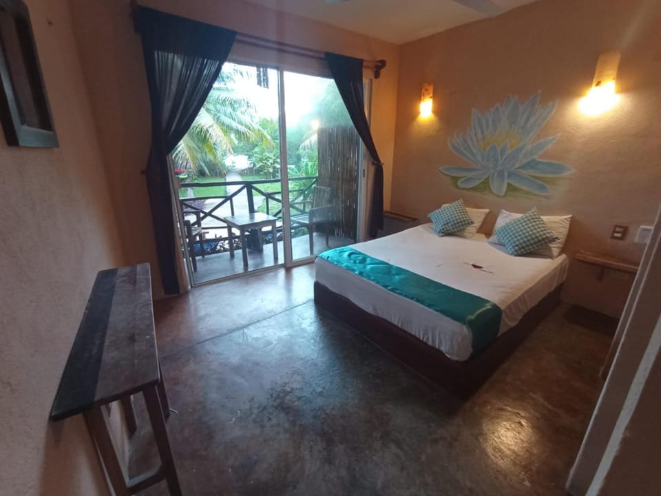 Bed, Photo of the whole room