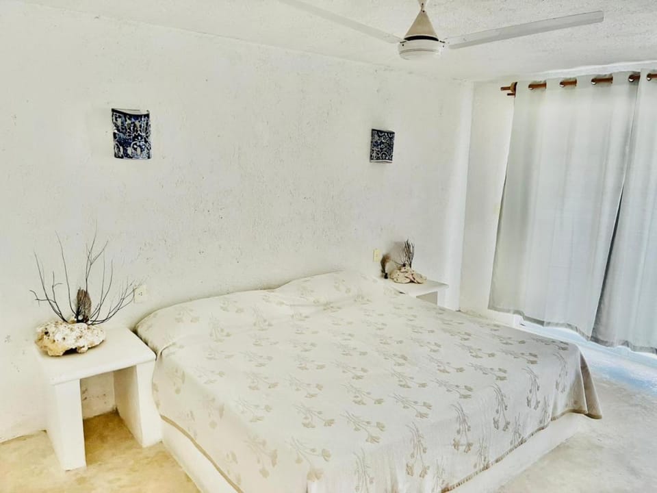 Casa Amor Pto Morelos Bed and Breakfast in State of Quintana Roo