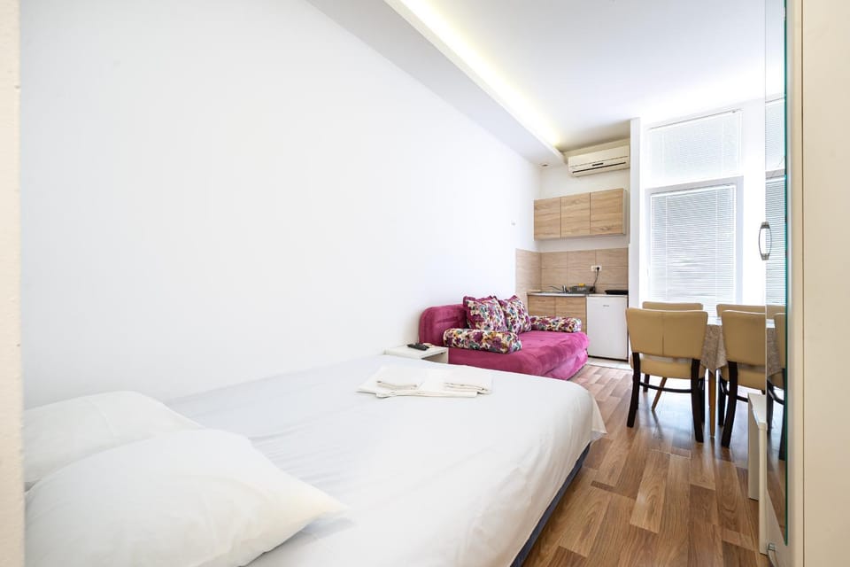 Post Office Center Apartments Apartment in Budva