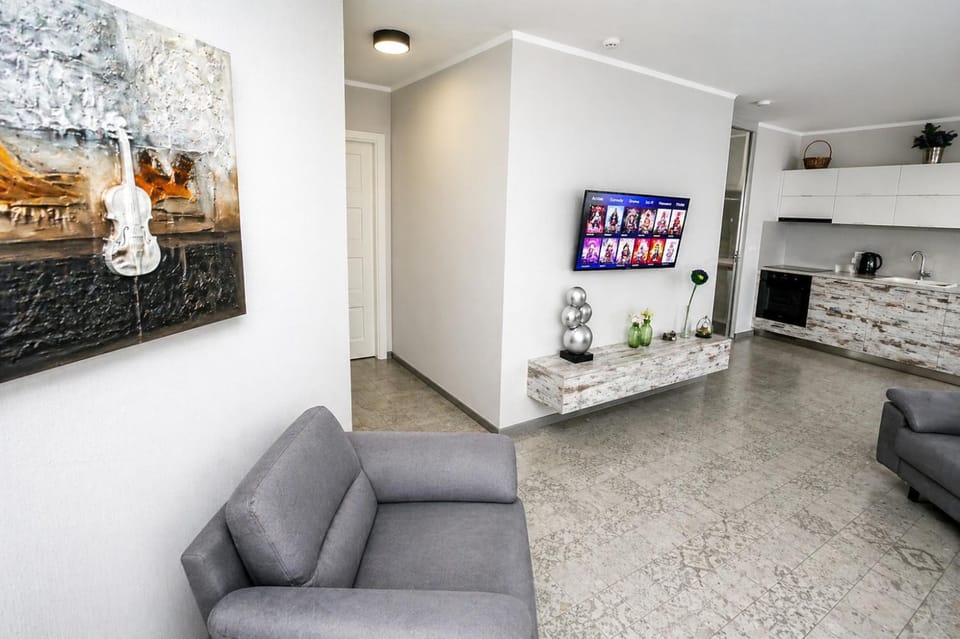 2BR Beachfront Luxury Suite with Panoramic Sea Views Apartment in Batumi