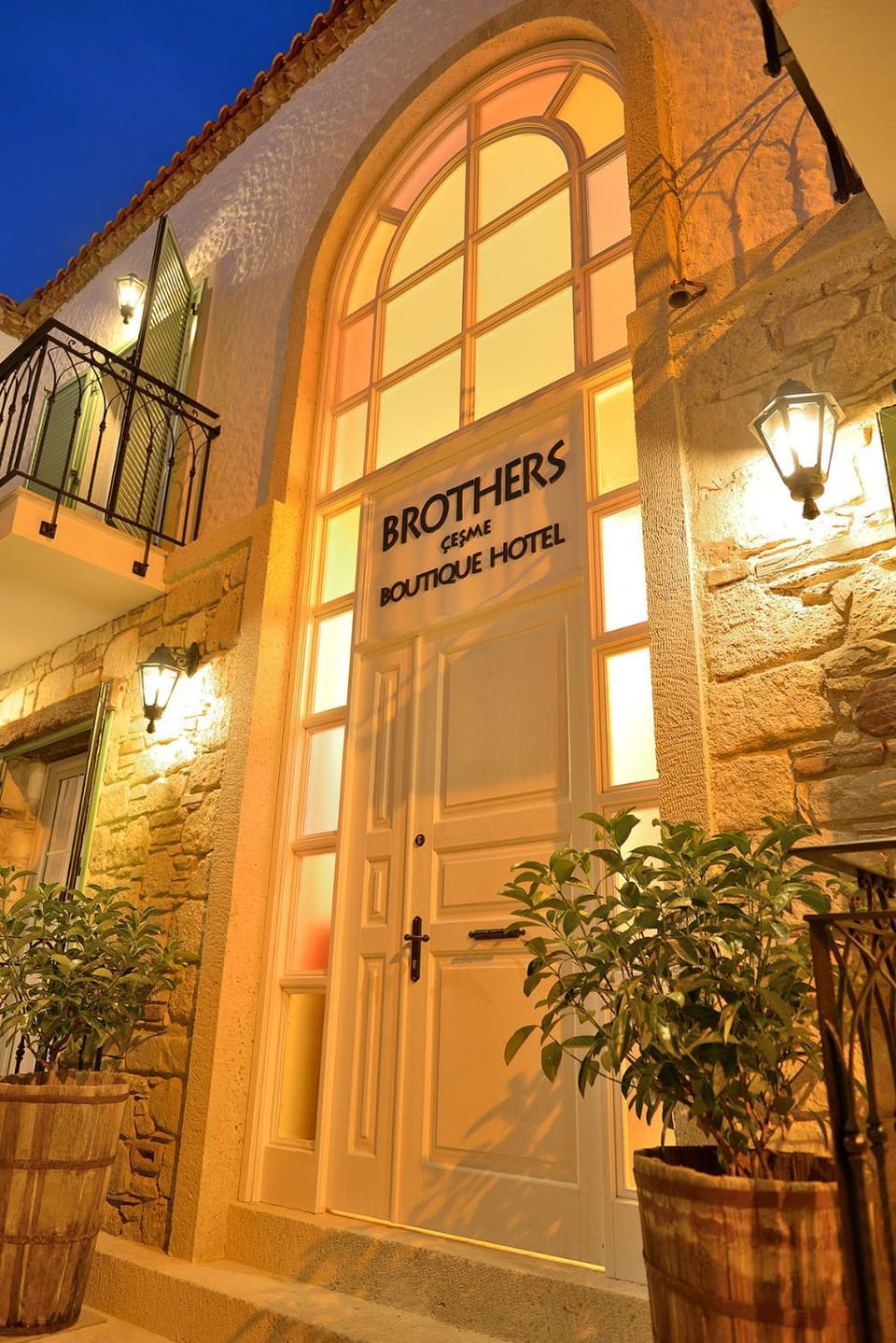 Facade/entrance
