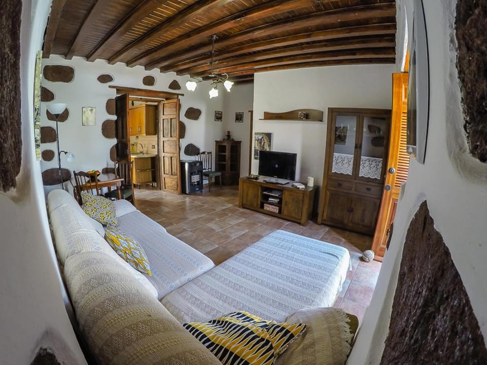 Casa Rural La Casa Baja Country House in Comarca Sur