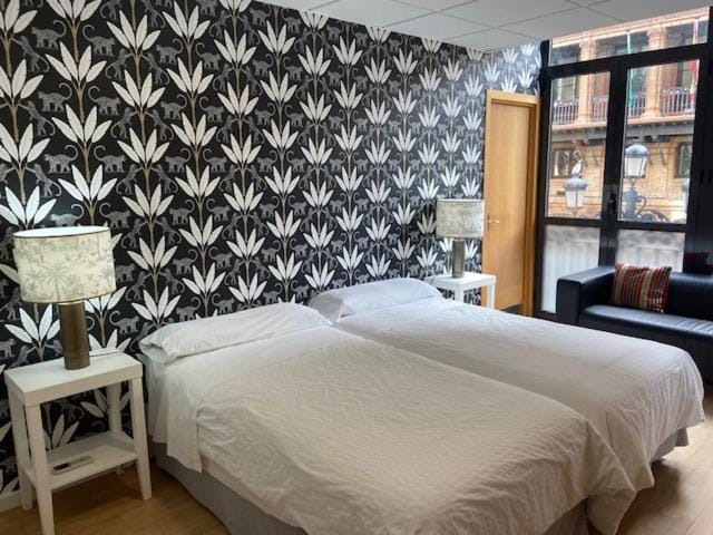 Property building, Bedroom