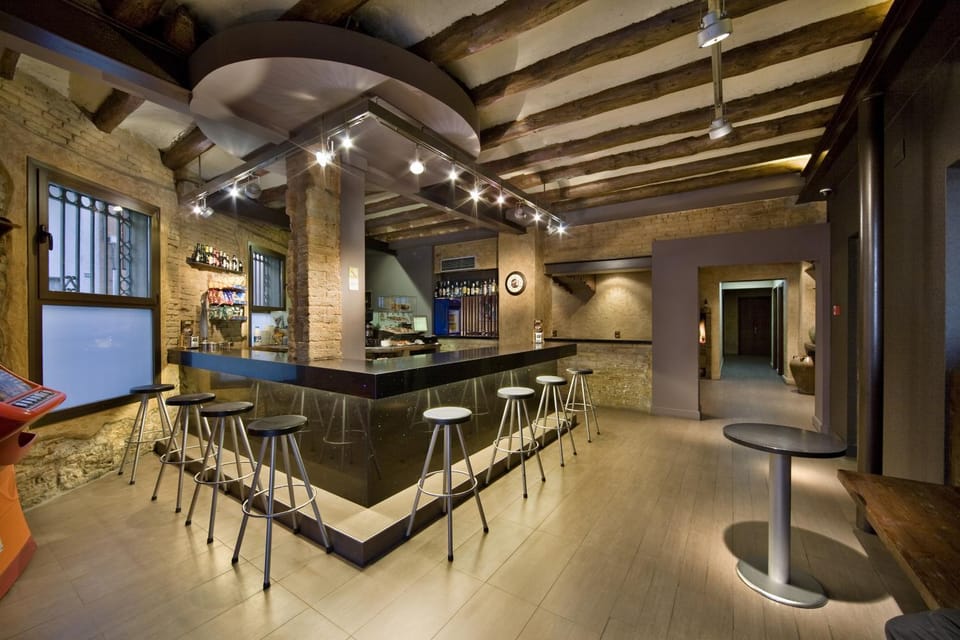 Lounge or bar