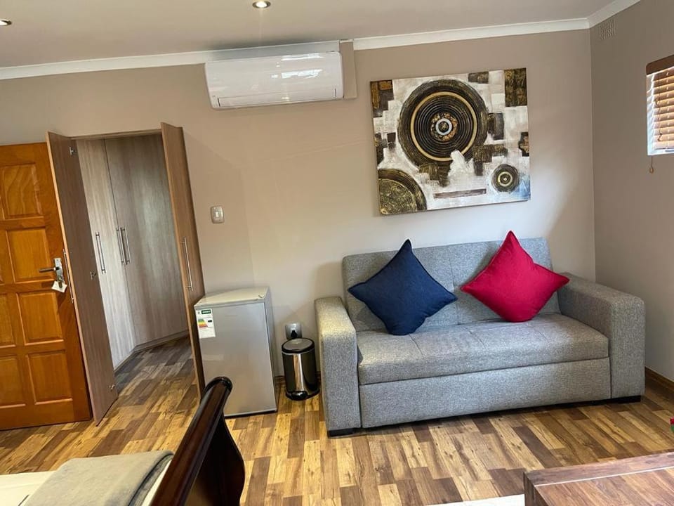 Thokomala Guest House Apartment in Gauteng
