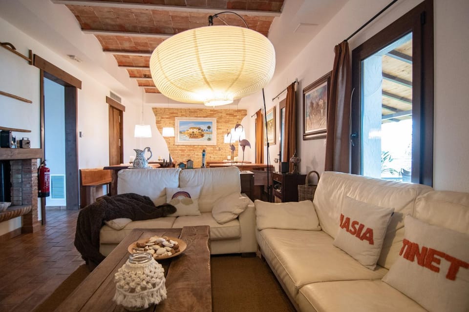 Masia Tinet Bed and Breakfast in Montsià
