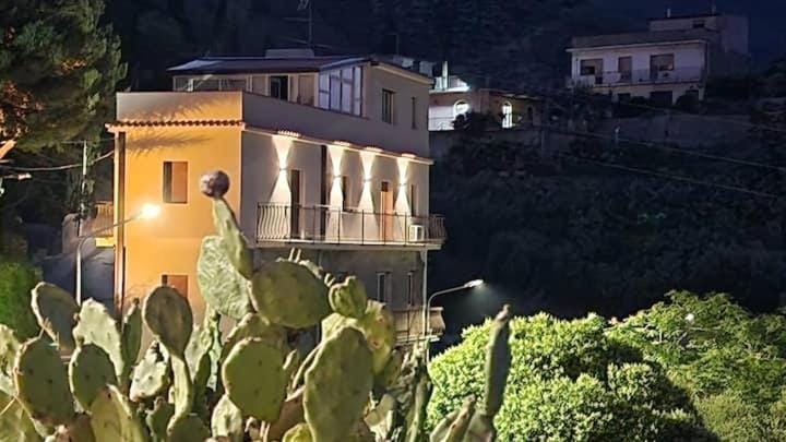 Casa "Rocca di Mola" Apartment in Castelmola