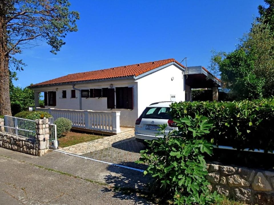 Apartments Mladen Apartment in Primorje-Gorski Kotar County