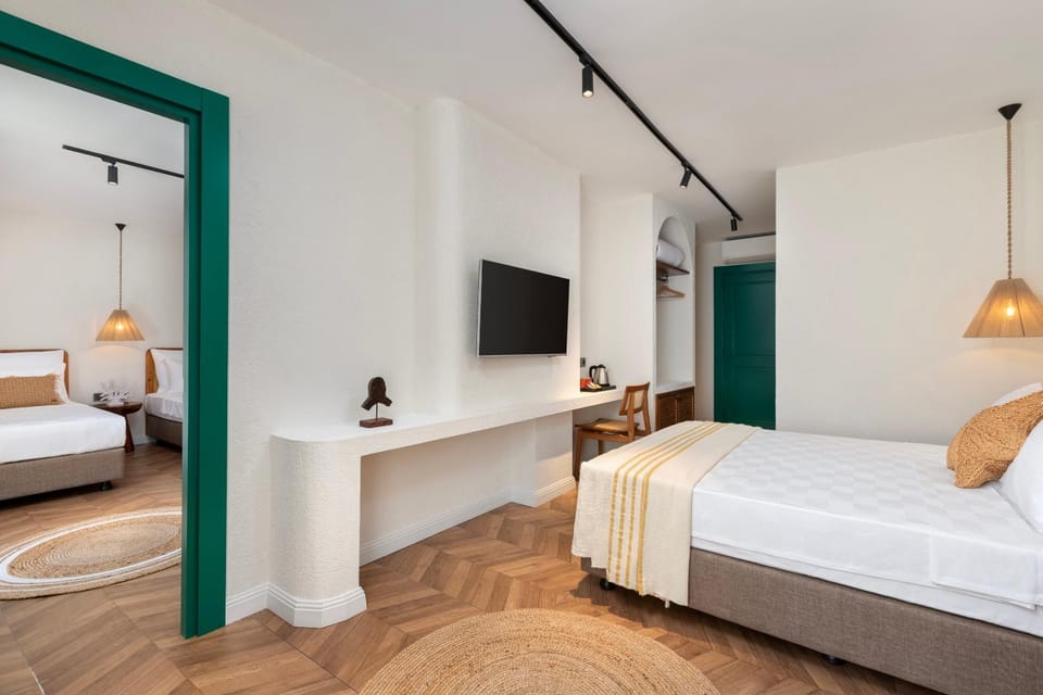 Bedroom, children, Family