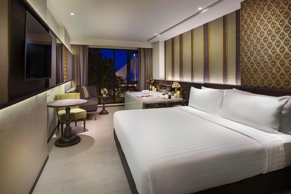 Bed, Bedroom, Guests