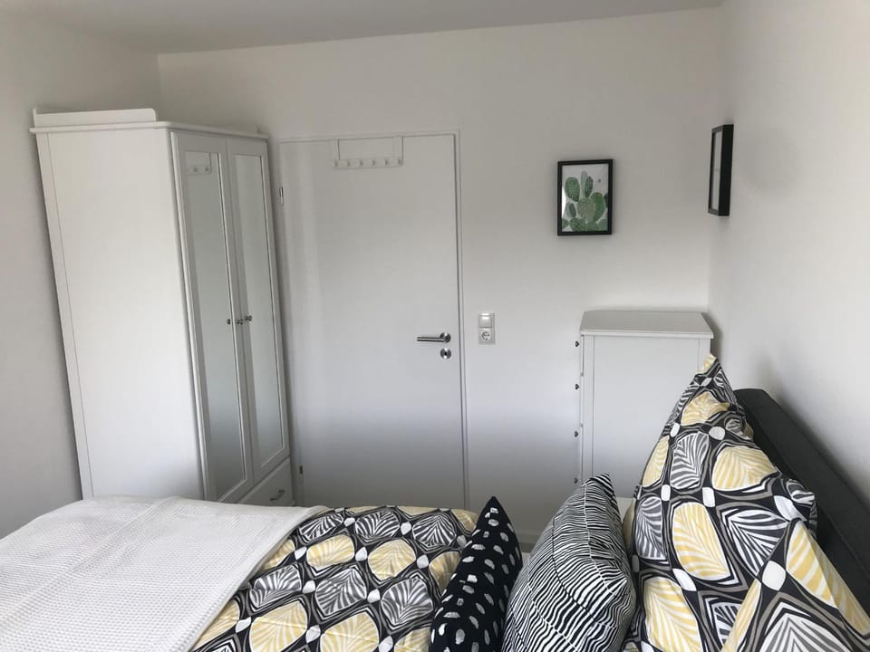 Property building, Living room, Bedroom