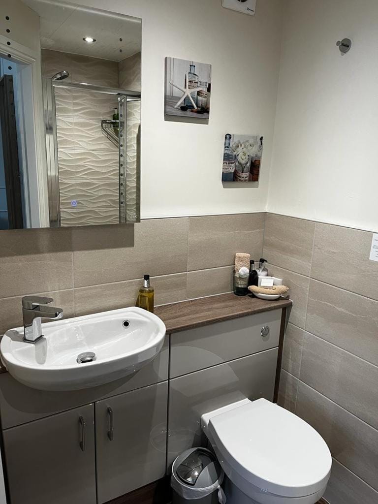 Wordsworths Guest House Bed and Breakfast in Lake Road