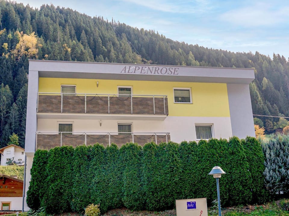 Apartment Alpenrose-3 Apartment in Trentino-South Tyrol