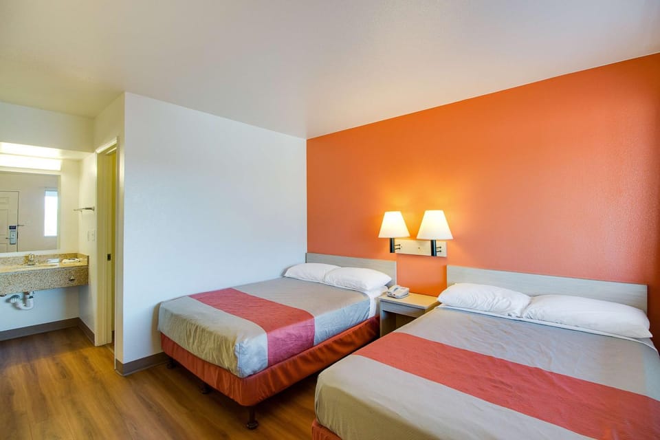 Photo of the whole room, Bedroom, On site