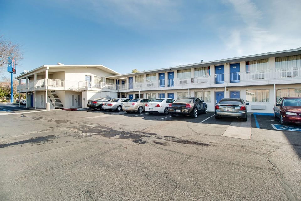 Property building, On site