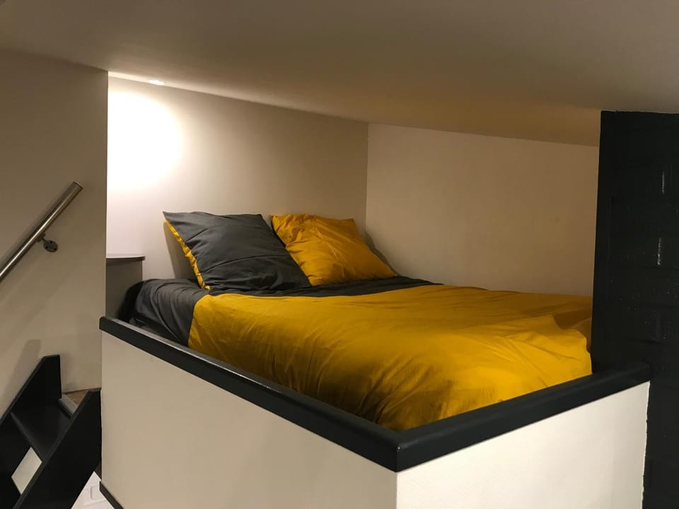 52 Grand place Apartment in Arras