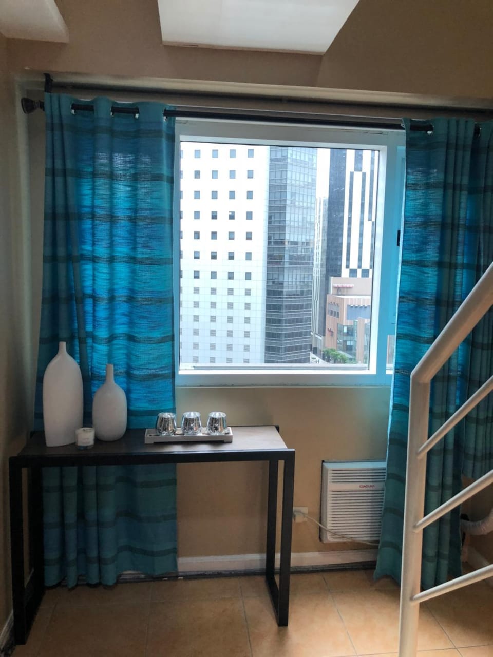 Loft condo beside Shangri-La Fort Apartment in Makati