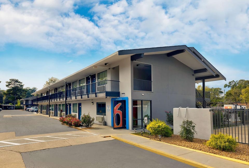 Property building, On site