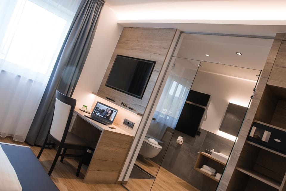 Toilet, Bathroom, Photo of the whole room, Seating area