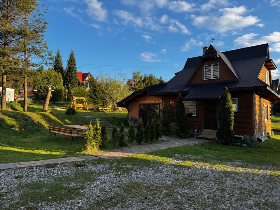 Domek Pod Kogutkiem Na Dolinie Chalet in Lesser Poland Voivodeship
