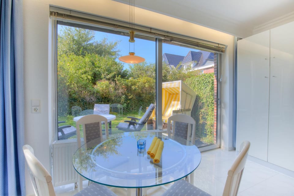 Windeby 4T Apartment in Wenningstedt-Braderup