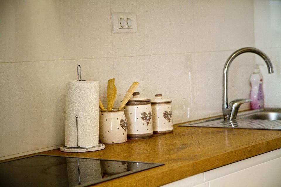 Coffee/tea facilities, Kitchen or kitchenette