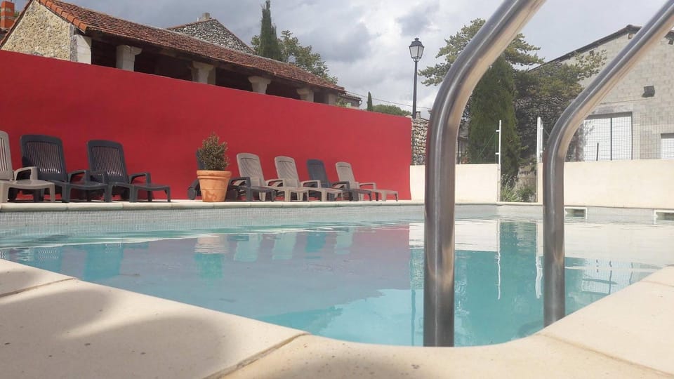 Mas de Trescouvieux House in Provence-Alpes-Côte d'Azur