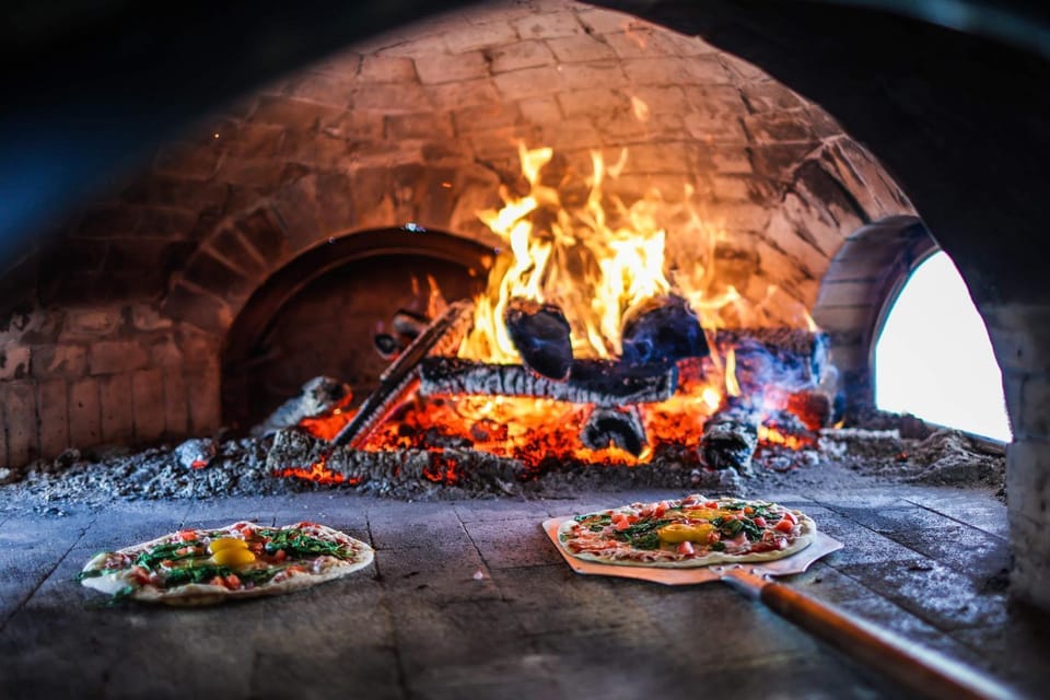 Restaurant/places to eat, Food and drinks