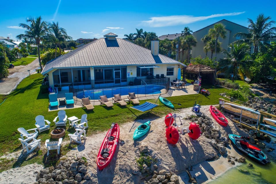 Bird's eye view, Fishing, Snorkeling, Canoeing, Diving, River view, Swimming pool