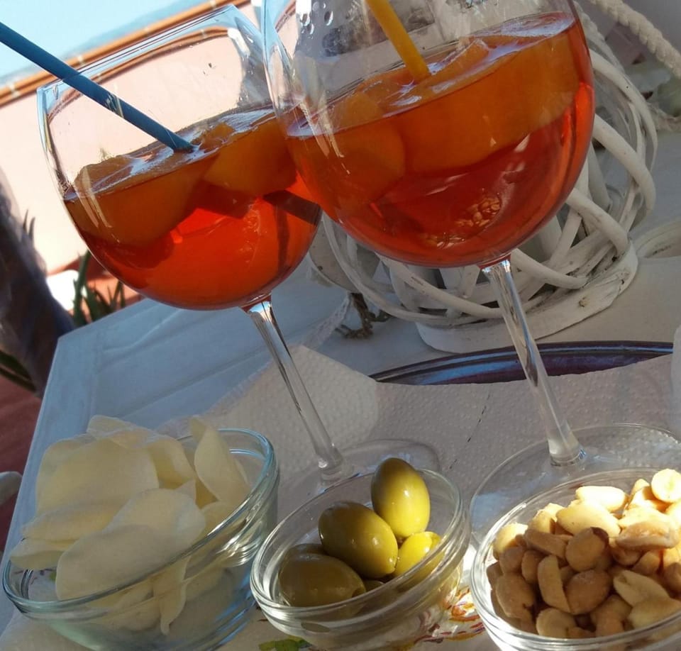 Food and drinks, Drinks
