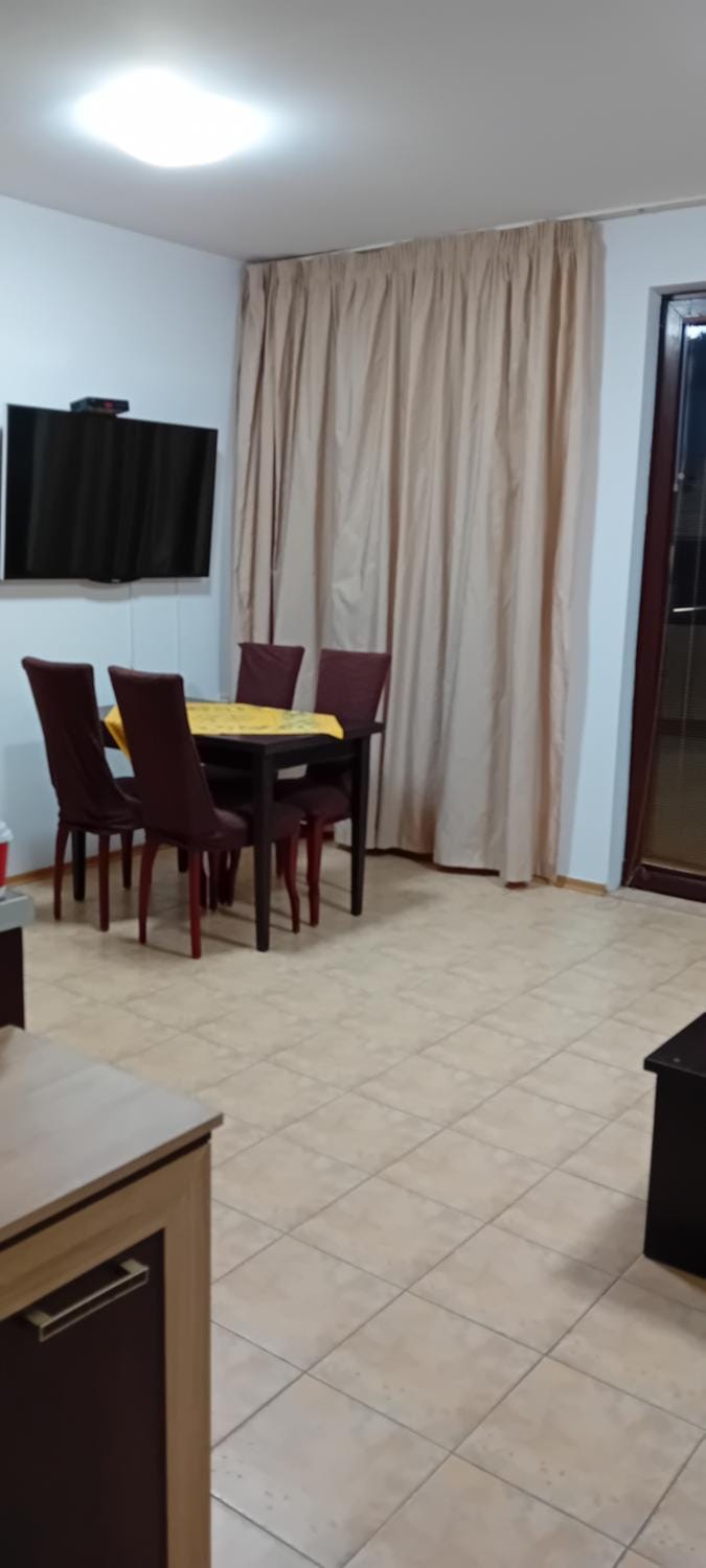 TV and multimedia, Living room, Dining area