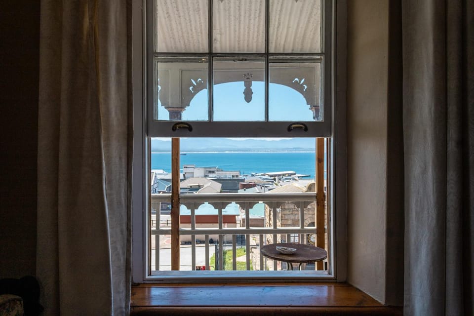 View (from property/room), City view, Sea view