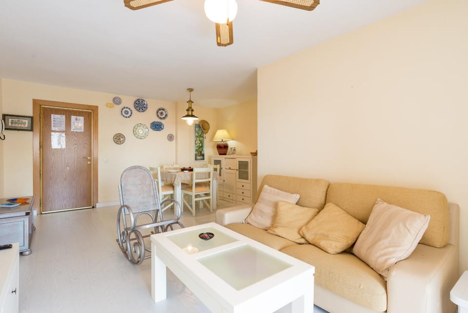 Living room, Lounge or bar, Photo of the whole room, Dining area