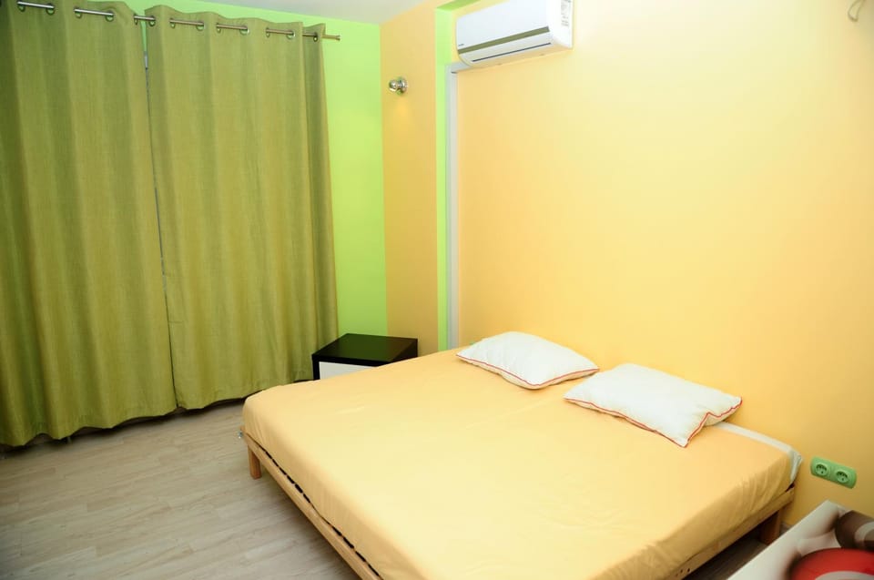Homestay on Kanatna Street 57 Vacation rental in Odessa