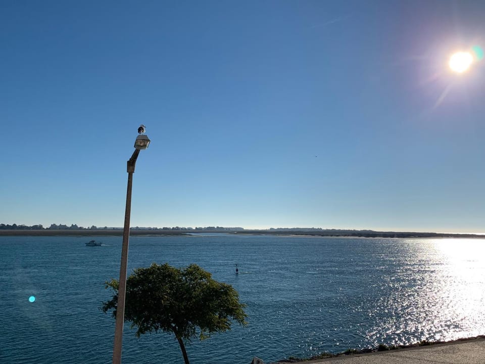 Seaside doors Apartment in Faro District