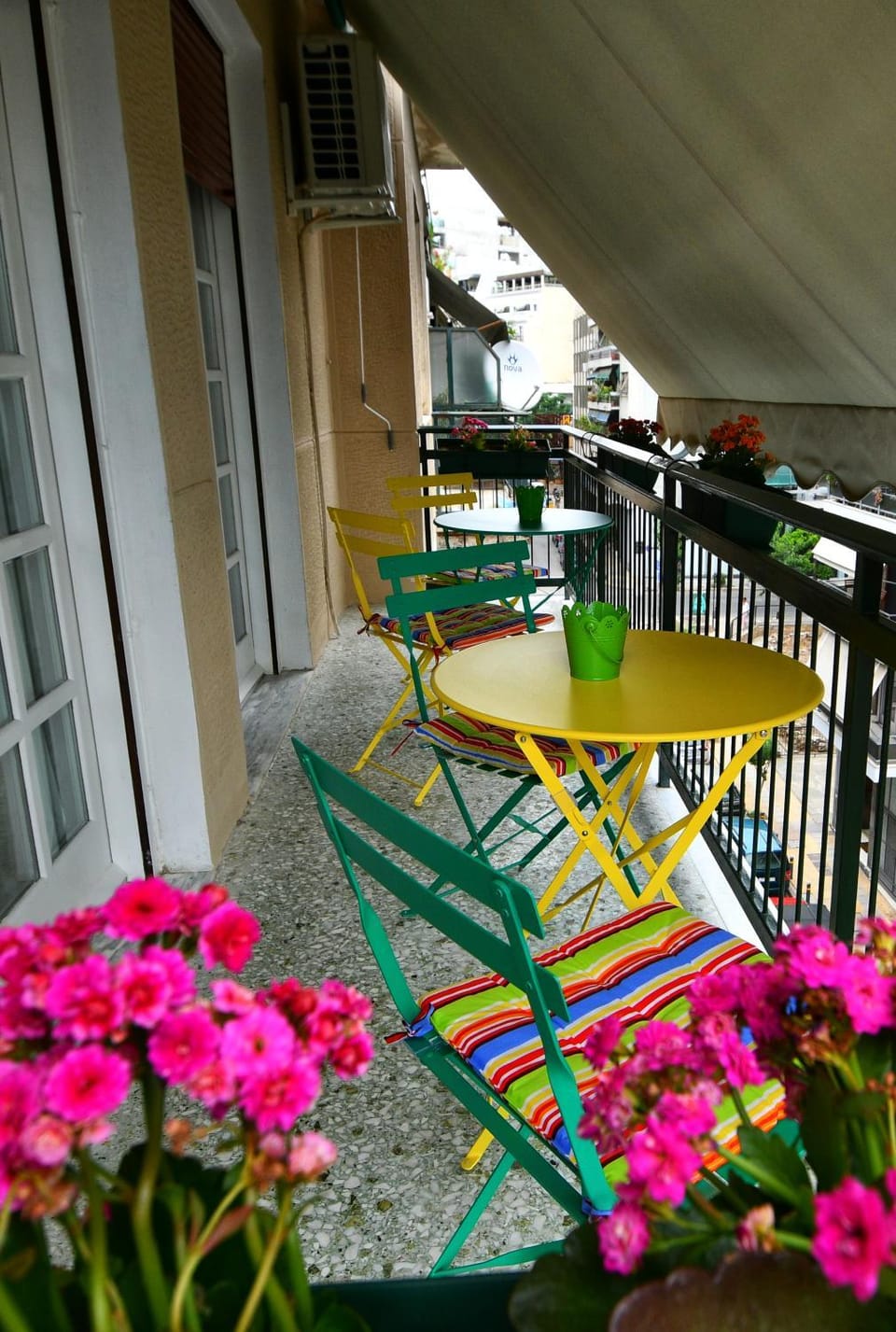 Off site, Balcony/Terrace, On site