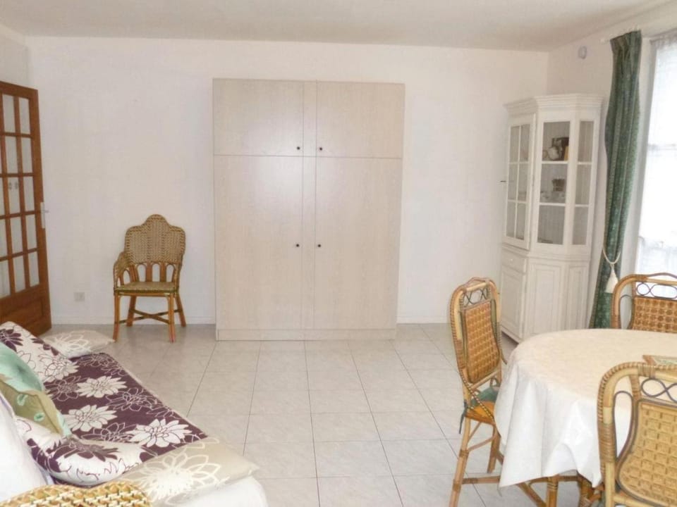 Les Fontaines Saint Leonard Apartment in Honfleur