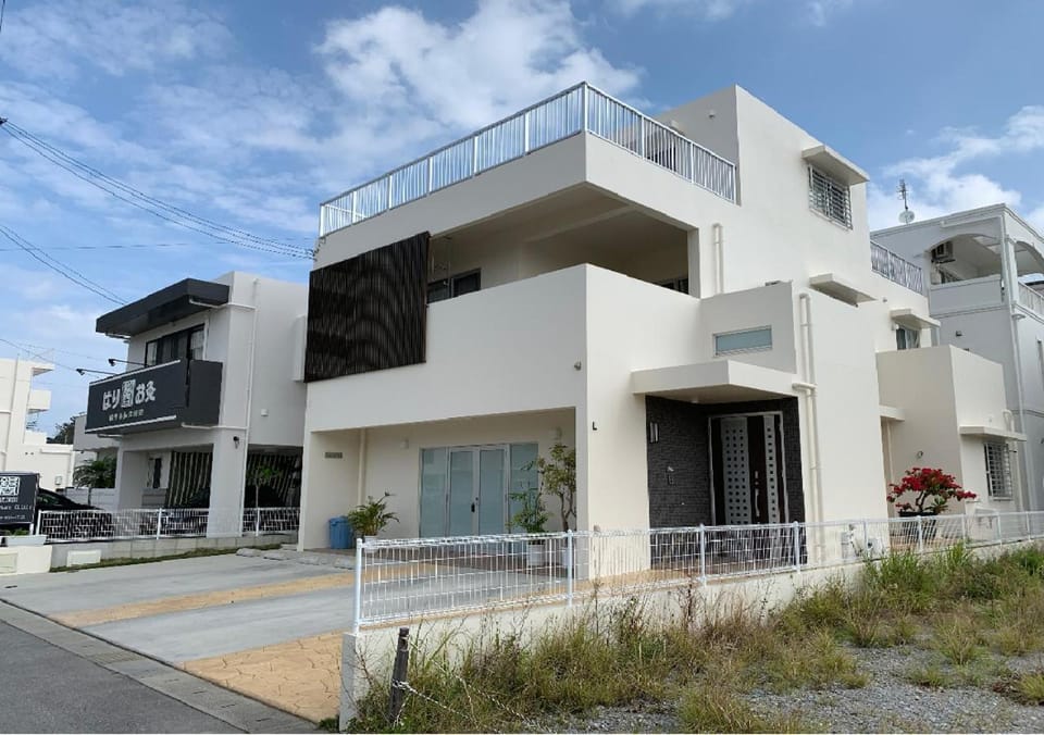 Kokoro no yado Mihama Bed and Breakfast in Okinawa Prefecture