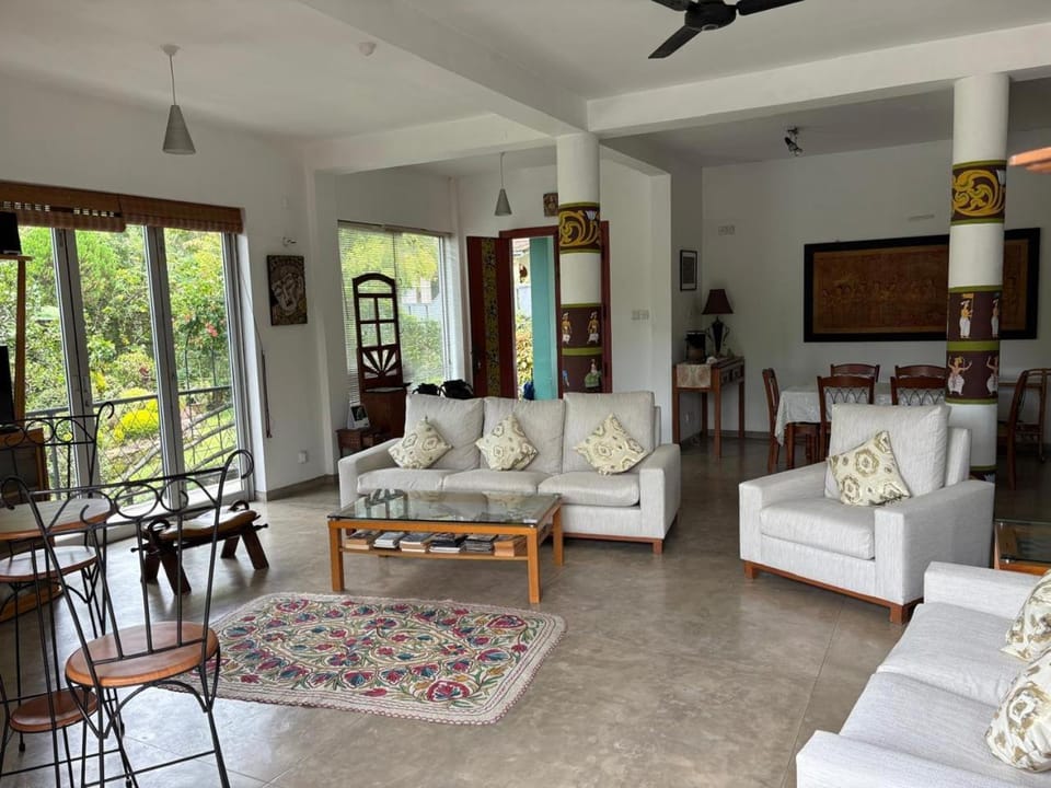 Riverside Suites Apartment in Kandy