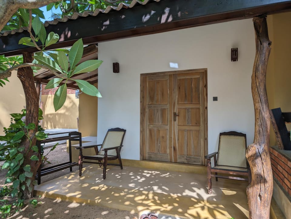 Patio, Day