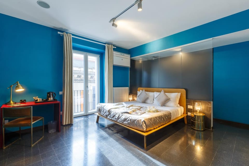 Bed, Photo of the whole room, Bedroom