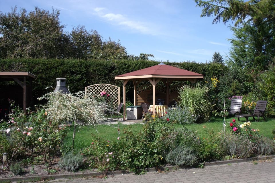 BBQ facilities, Garden