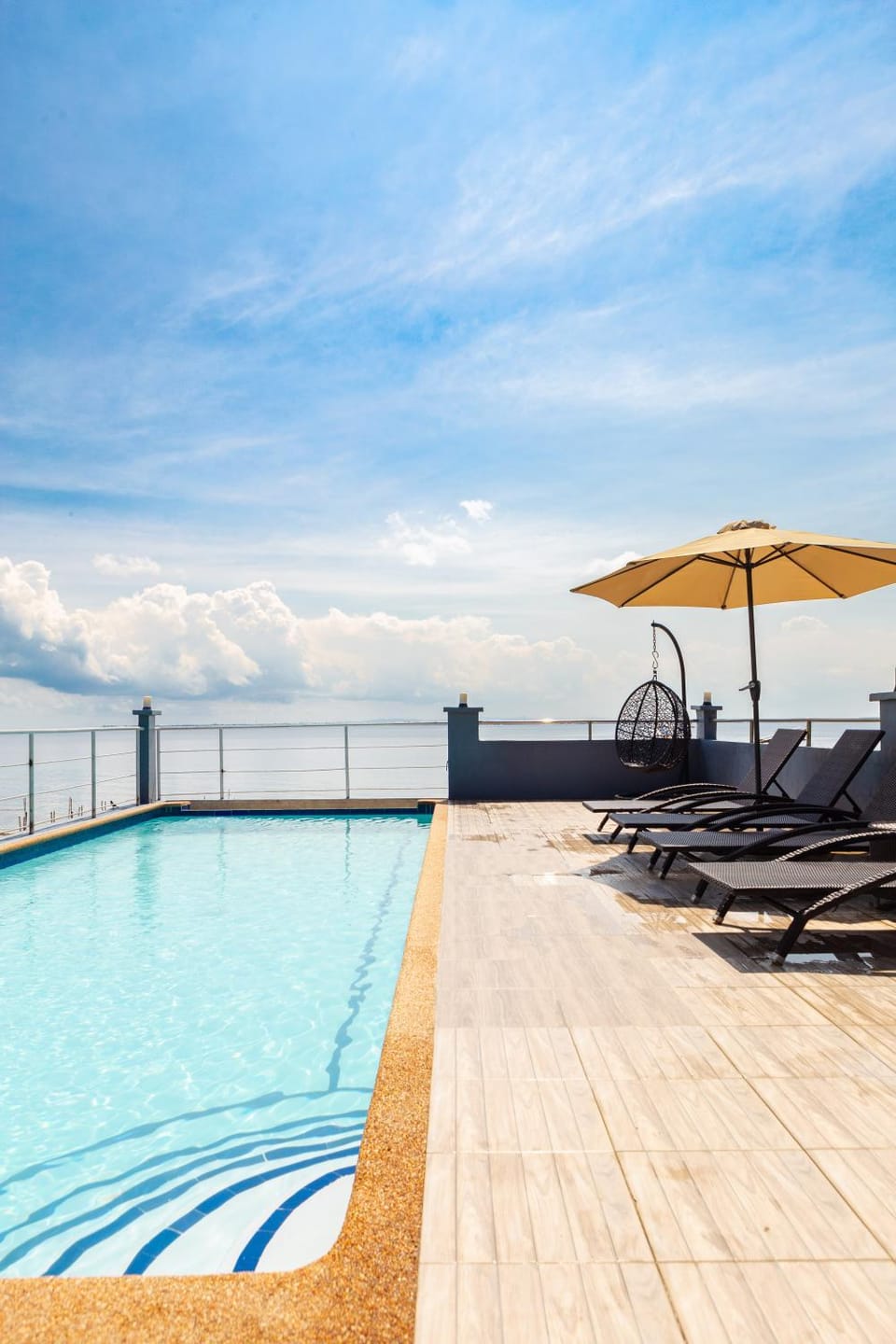 Day, Natural landscape, Pool view, Sea view, Swimming pool, Sunrise, Sunset, sunbed