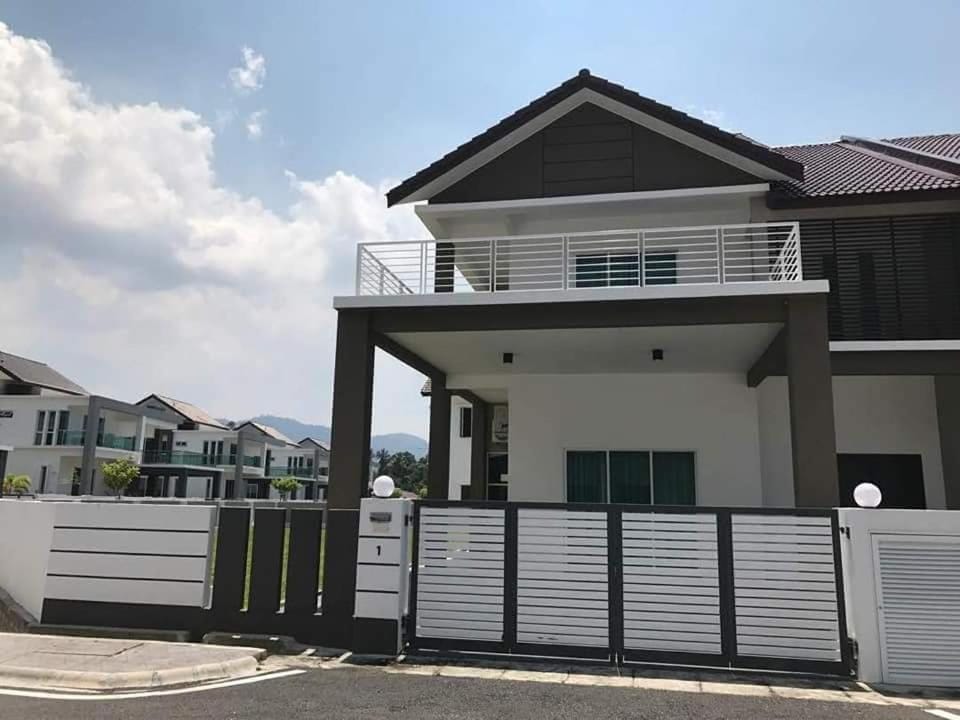Greenville Homestay Vacation rental in Penang