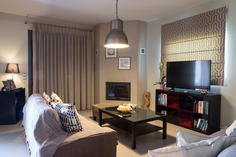 Côte d' Azur Apartment in Peloponnese, Western Greece and the Ionian