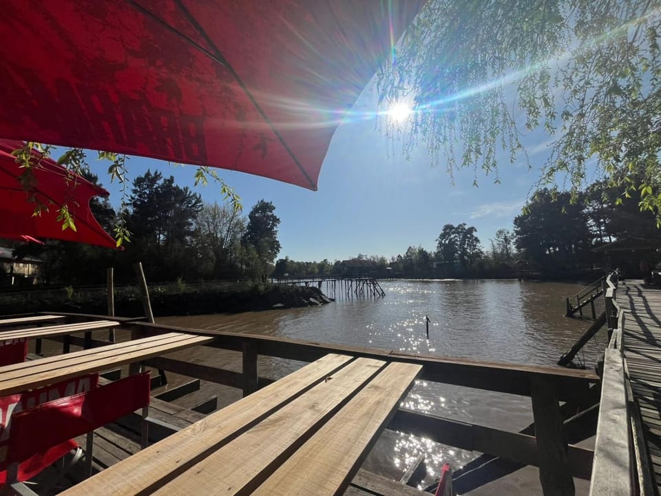 hosteria las rosas 2 Bed and Breakfast in Buenos Aires Province