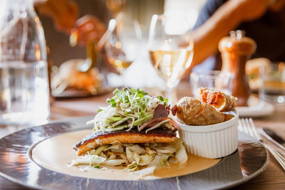 Restaurant/places to eat, Food and drinks